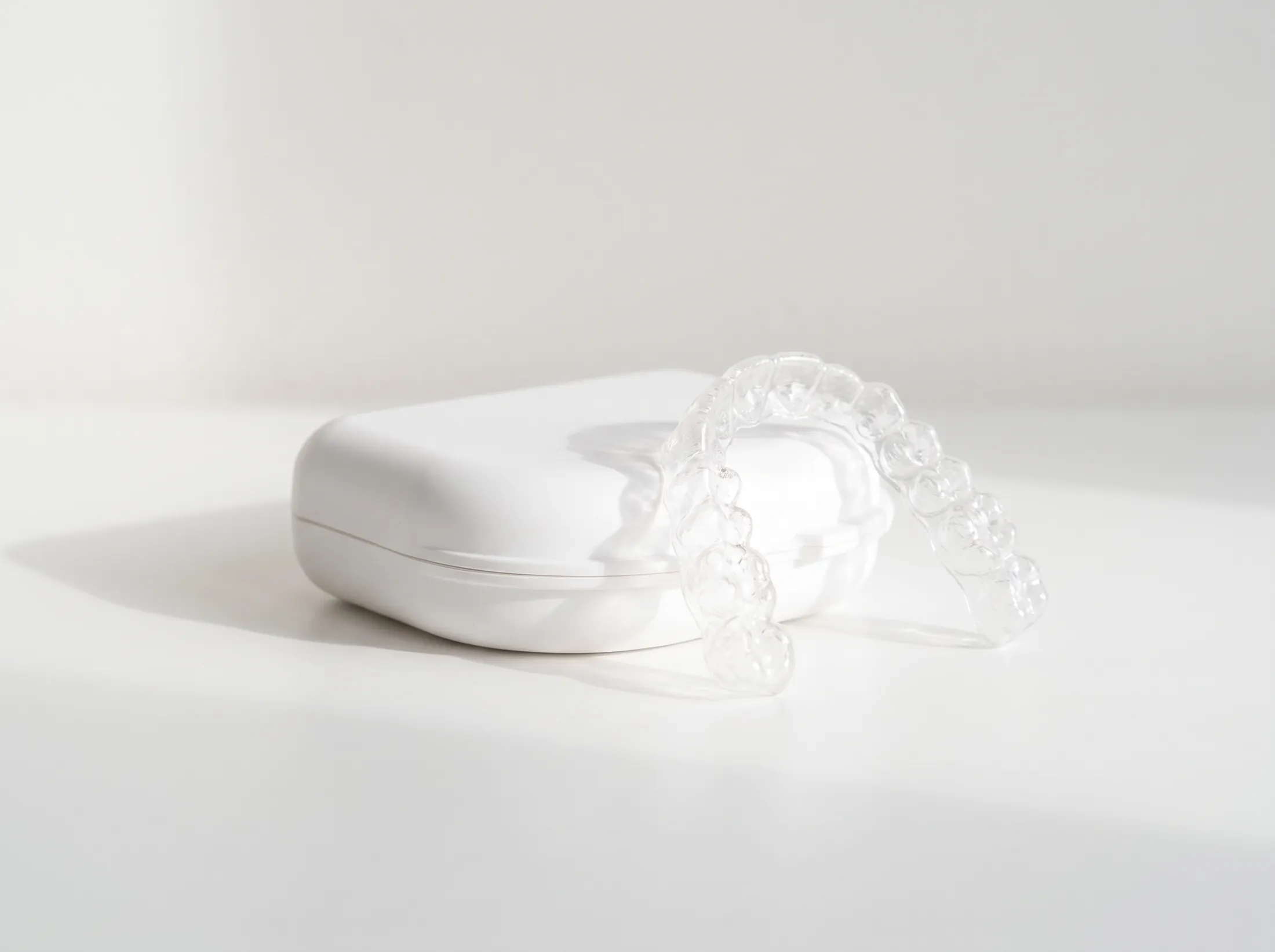 A clear aligner tray