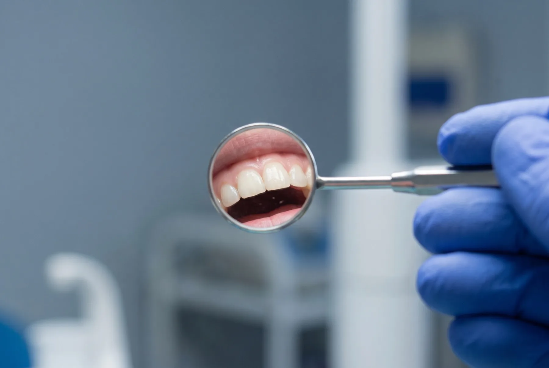 A gentle dental check-up